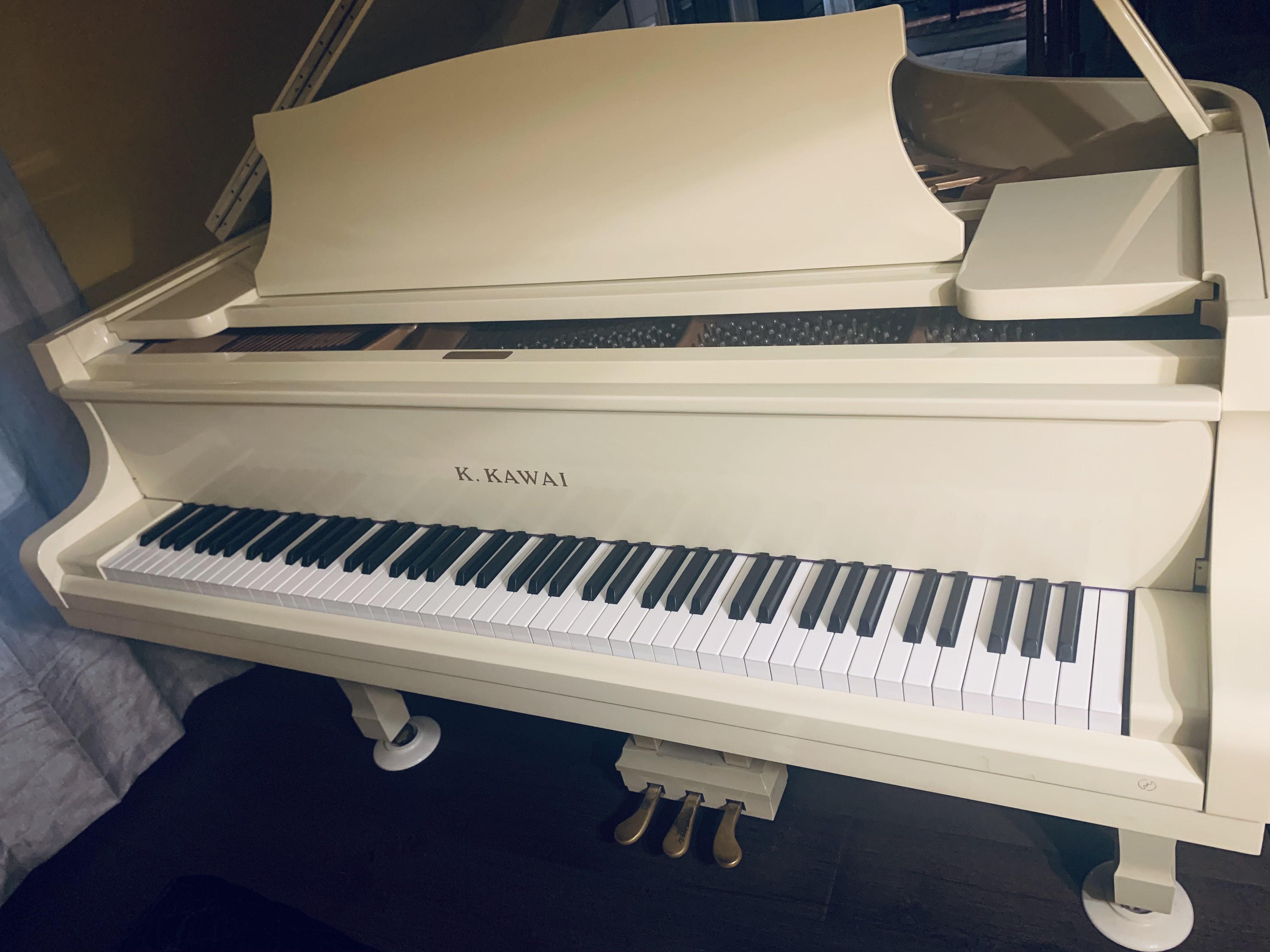 Kawai baby Grand piano 5’10” KG-2D 