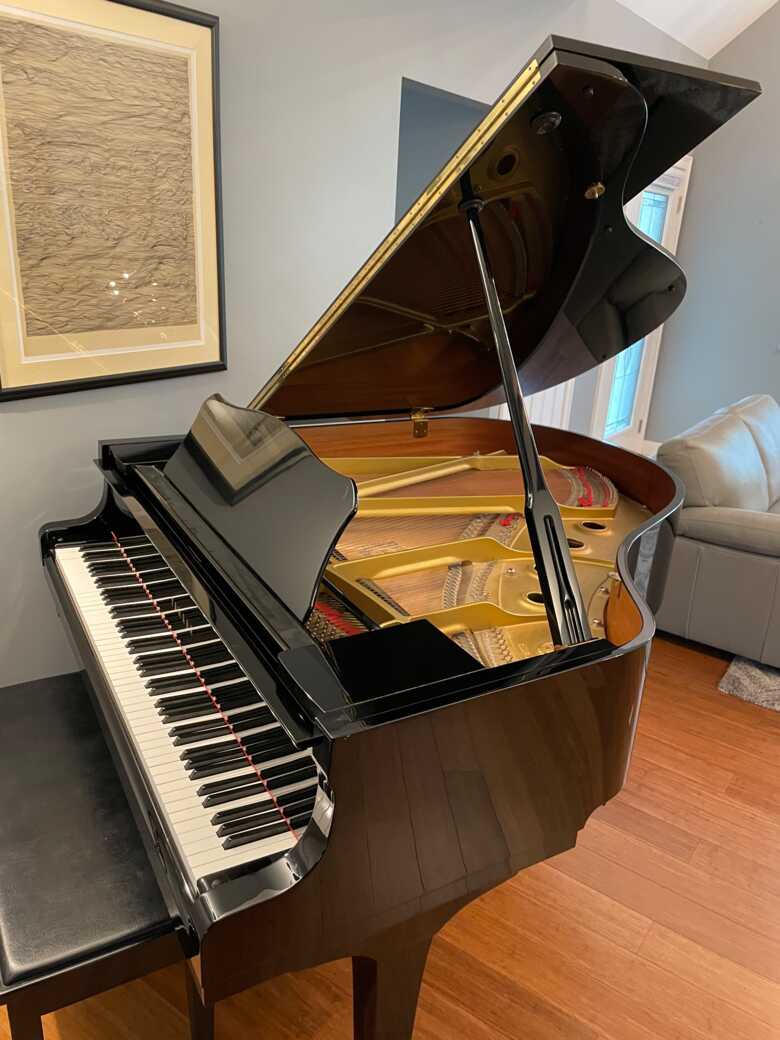 Gently Used Piano in Very Fine Condition