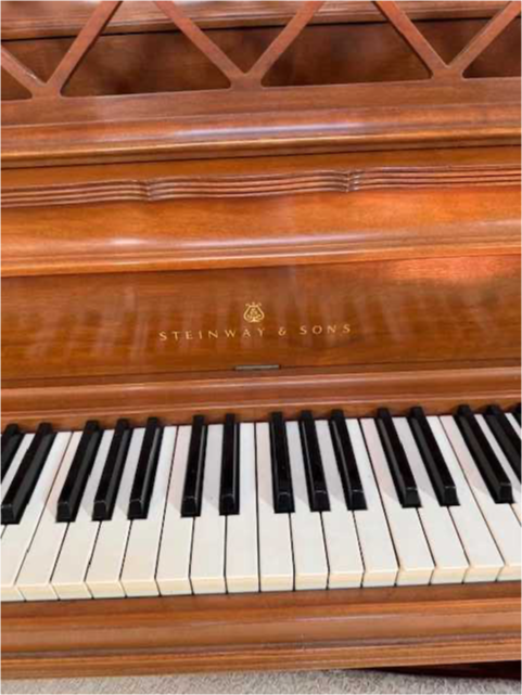 Beautiful Vinatge Steinway Upright