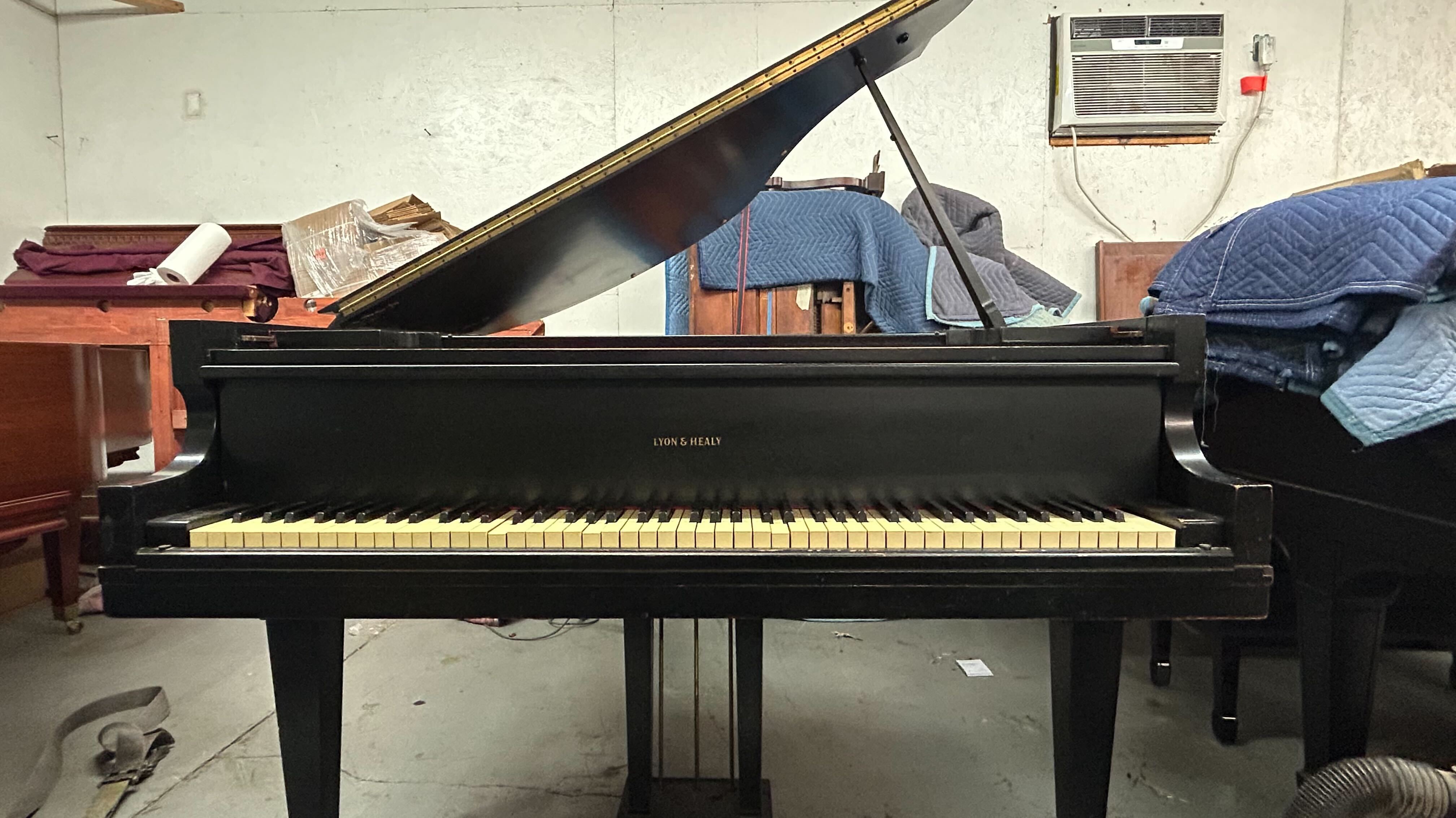 Lyon & Healy baby grand 