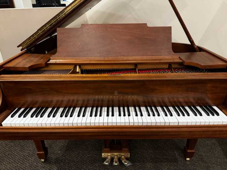 Professionally Restored 1925 Steinway Grand