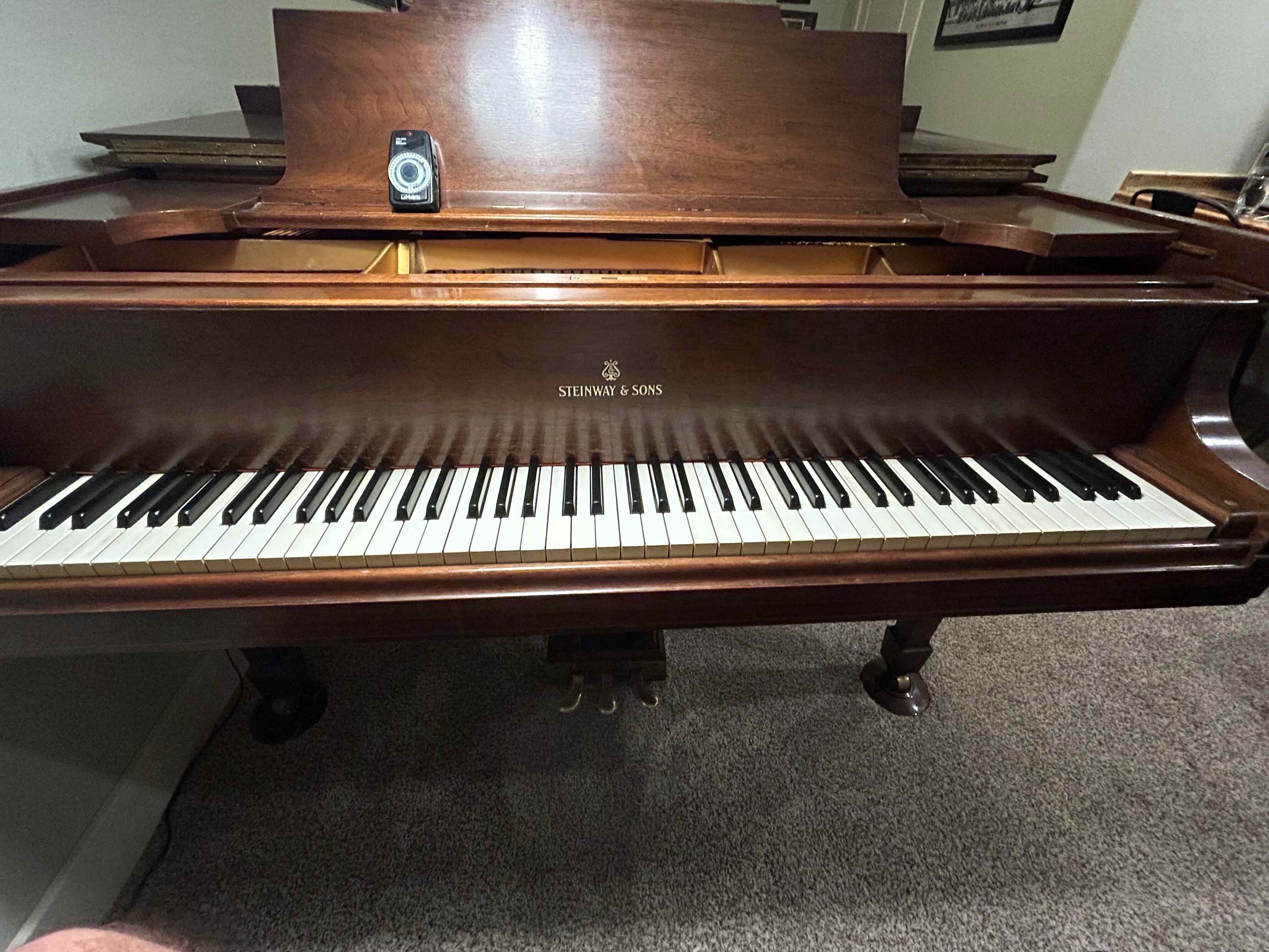 1933 Steinway M