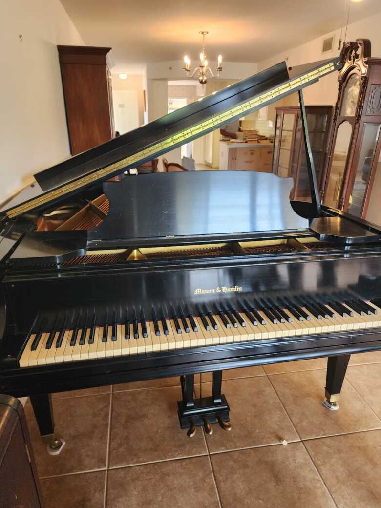 Mason & Hamlin baby grand piano