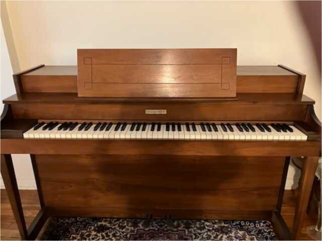 Sell used Baldwin Piano at $600