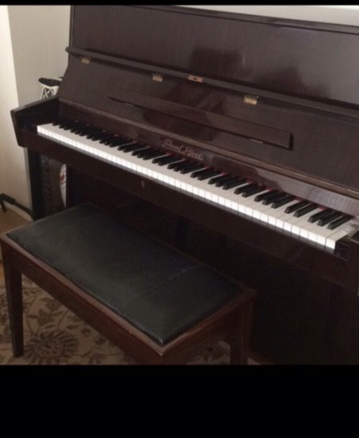 Upright piano in good condition