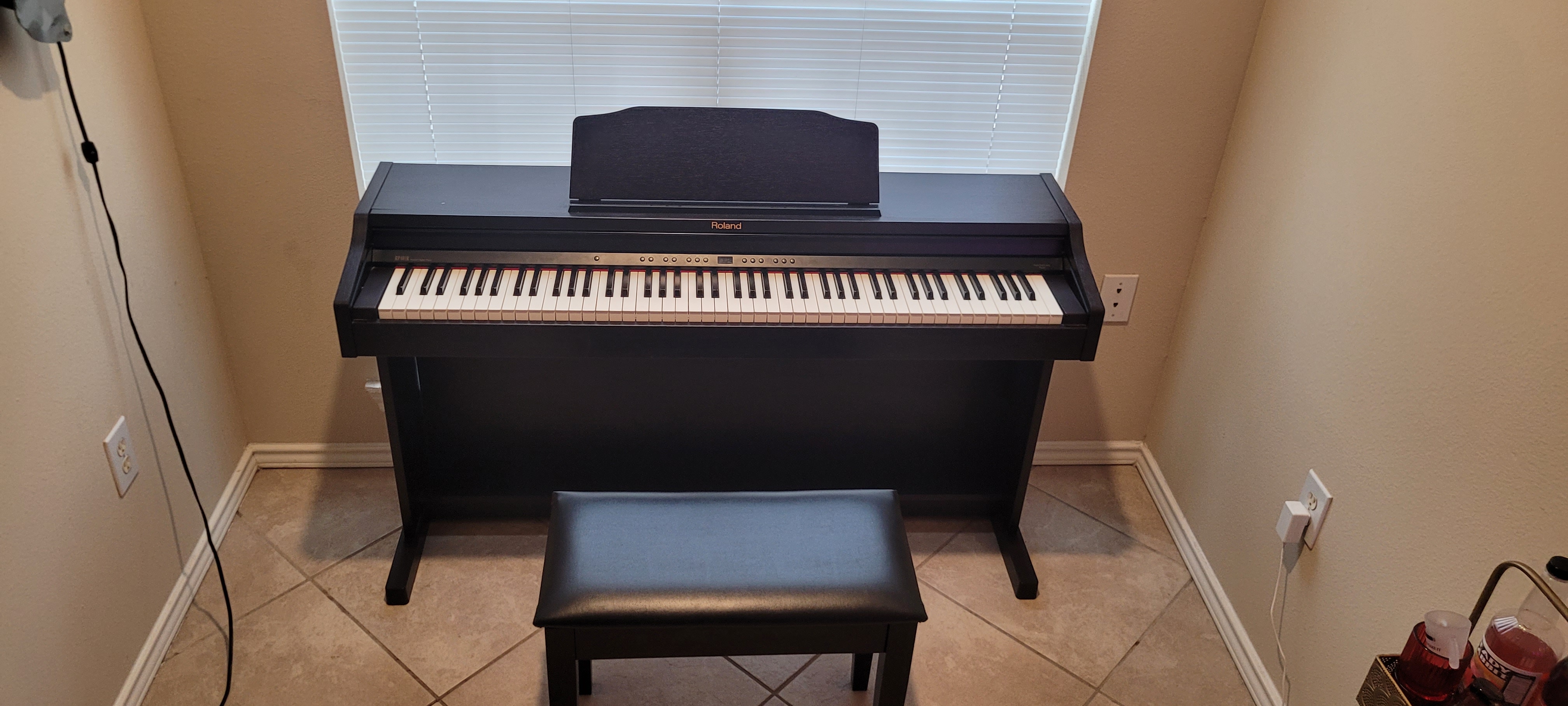 Roland RP-401R Digital Piano with Bench Rosewood