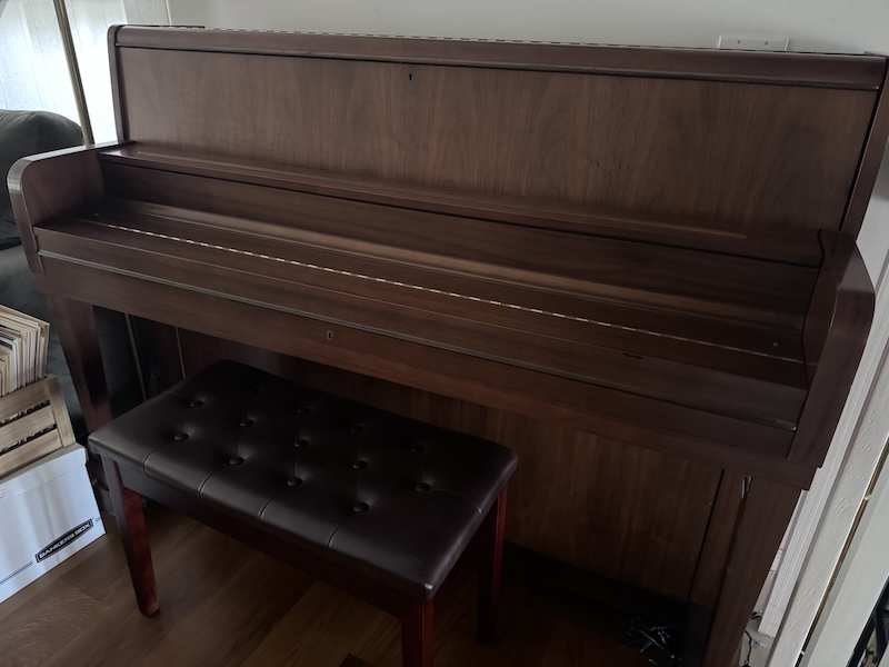 Beautiful Walnut Wood Stand-Up Piano in Excellent Condition