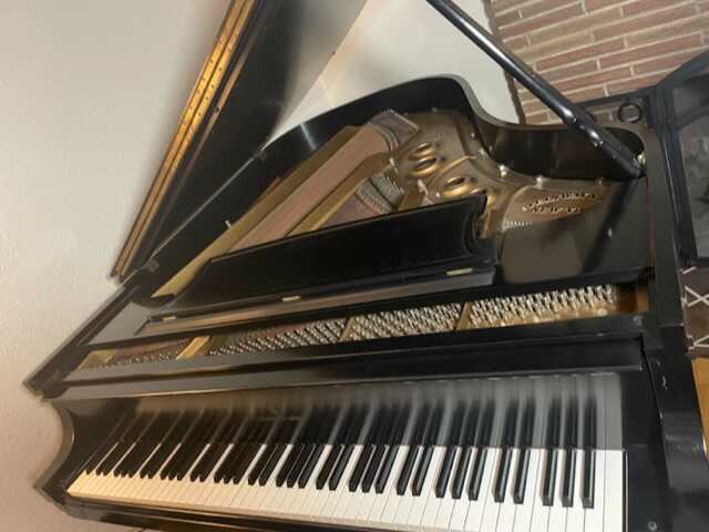 Steinway model L 1961 single owner beautiful sound