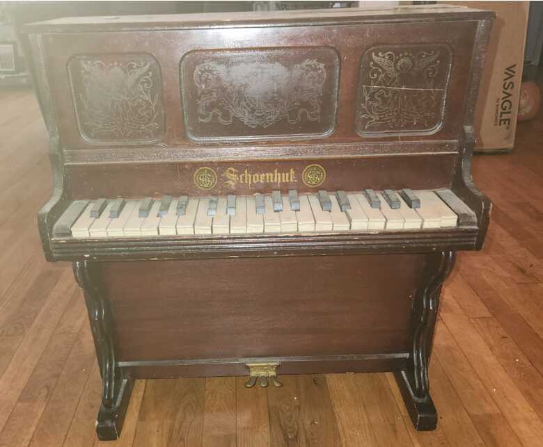 Vintage Kids upright Piano 