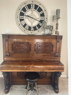 Beautiful vintage Steinway & Sons piano