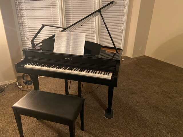 Yamaha CLP-695GP Digital Piano