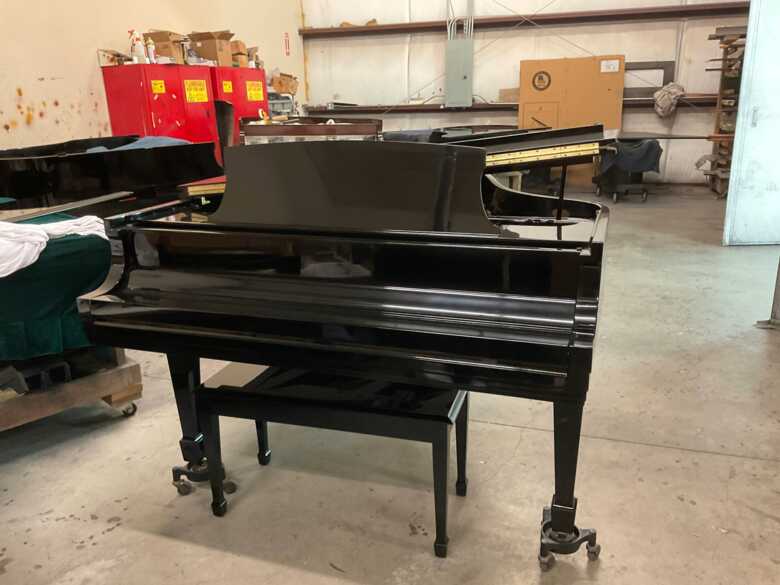 Steinway Grand Model L - Ebony Polish