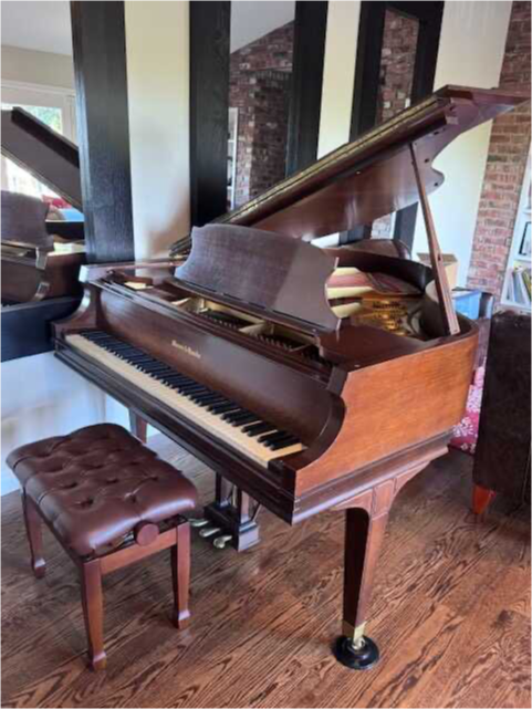 Mason & Hamlin baby grand piano - excellent condition