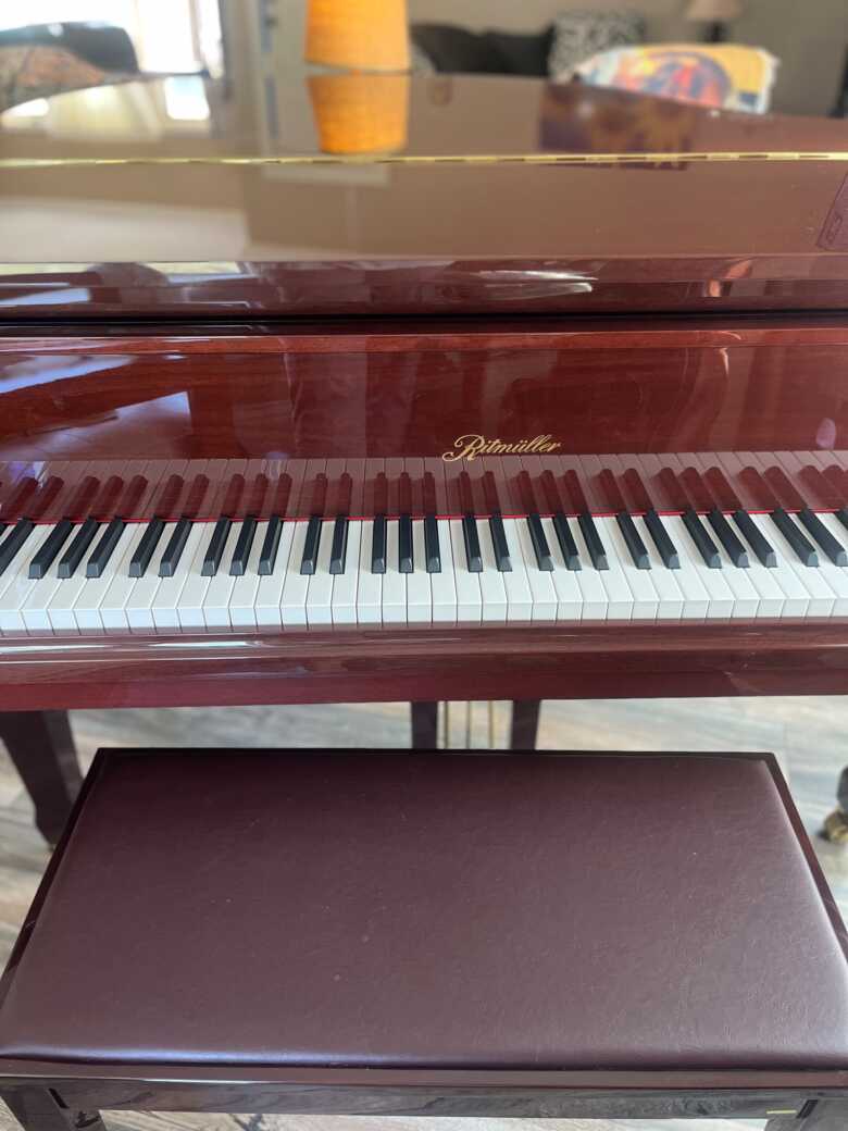 Ritmüller Baby Grand, Mahogany