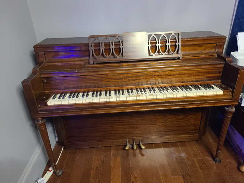 1940's Everett Piano 