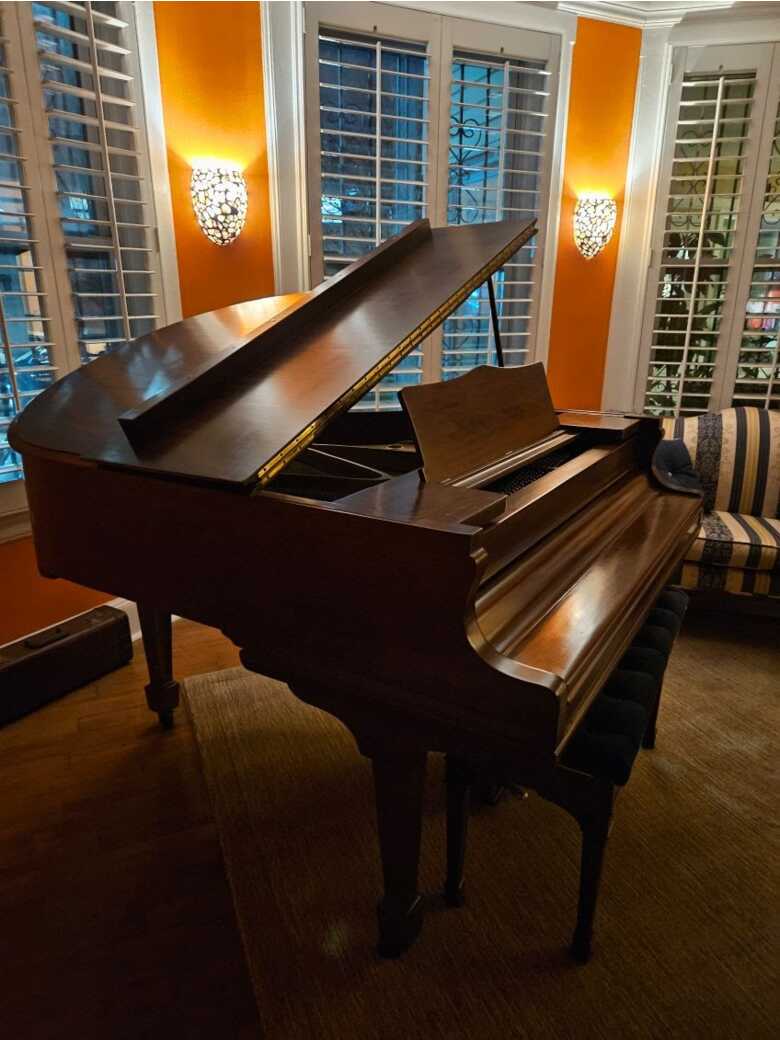 Stunning 1927 Baby Grand Piano