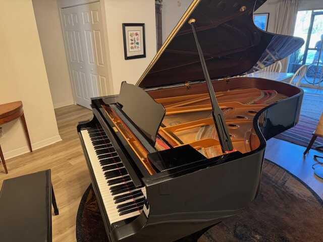 Yamaha C7 Grand Piano - One owner - 2011 - Perfect condition