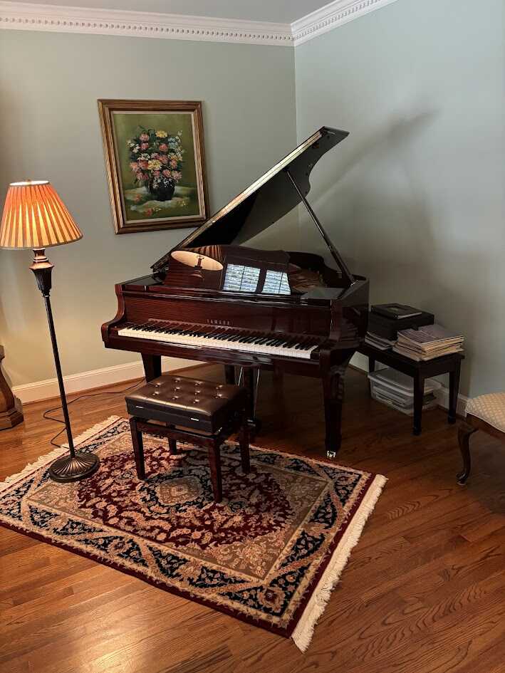 Yamaha C2 Grand Piano