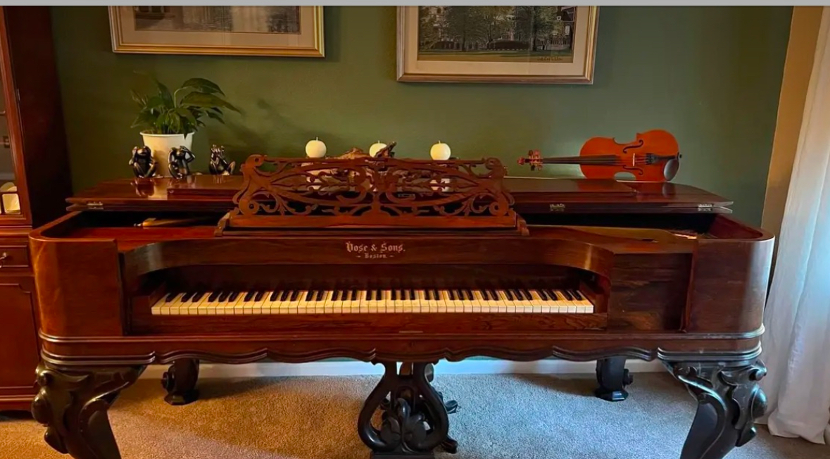 Vose and sons Boston piano 