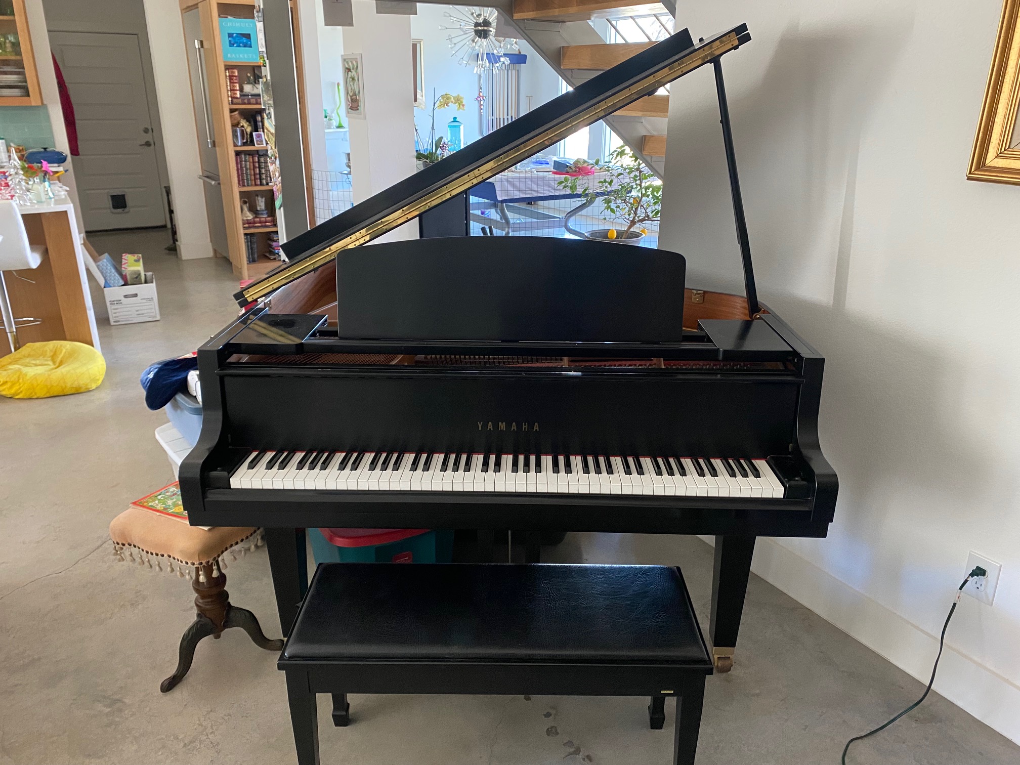 Yamaha Piano GH1B