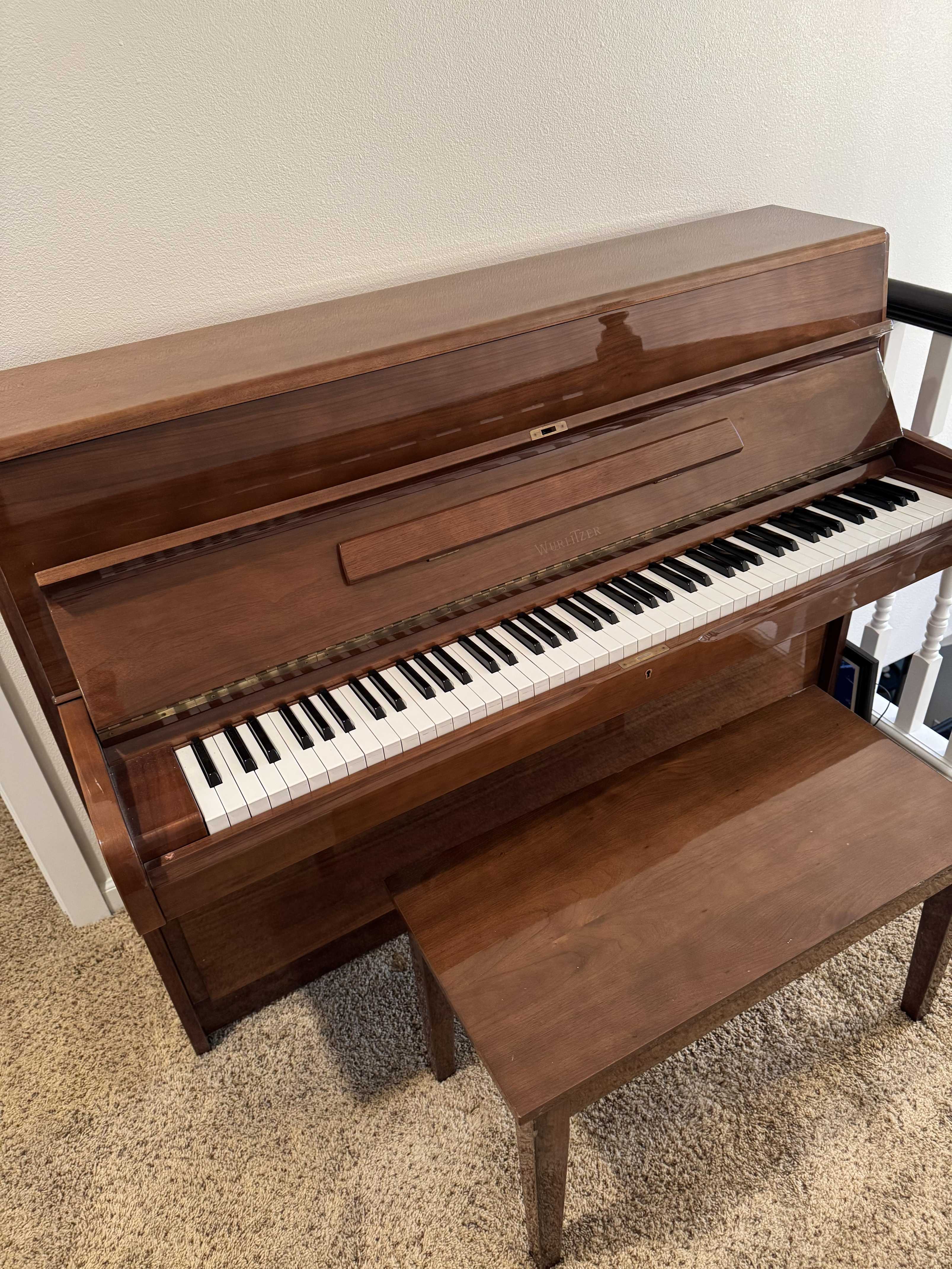 Wurlitzer Upright U-342 Walnut Finish