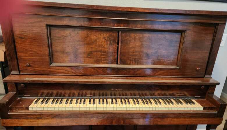 1925 Story and Clark Player Piano