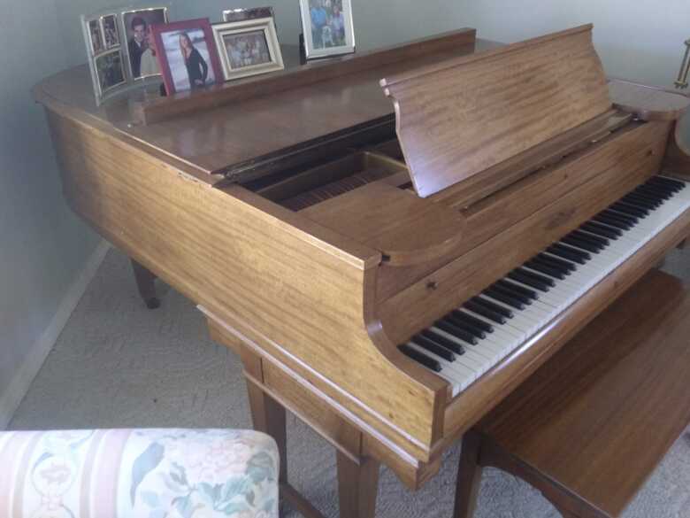 1919 CHICKERING BABY GRAND