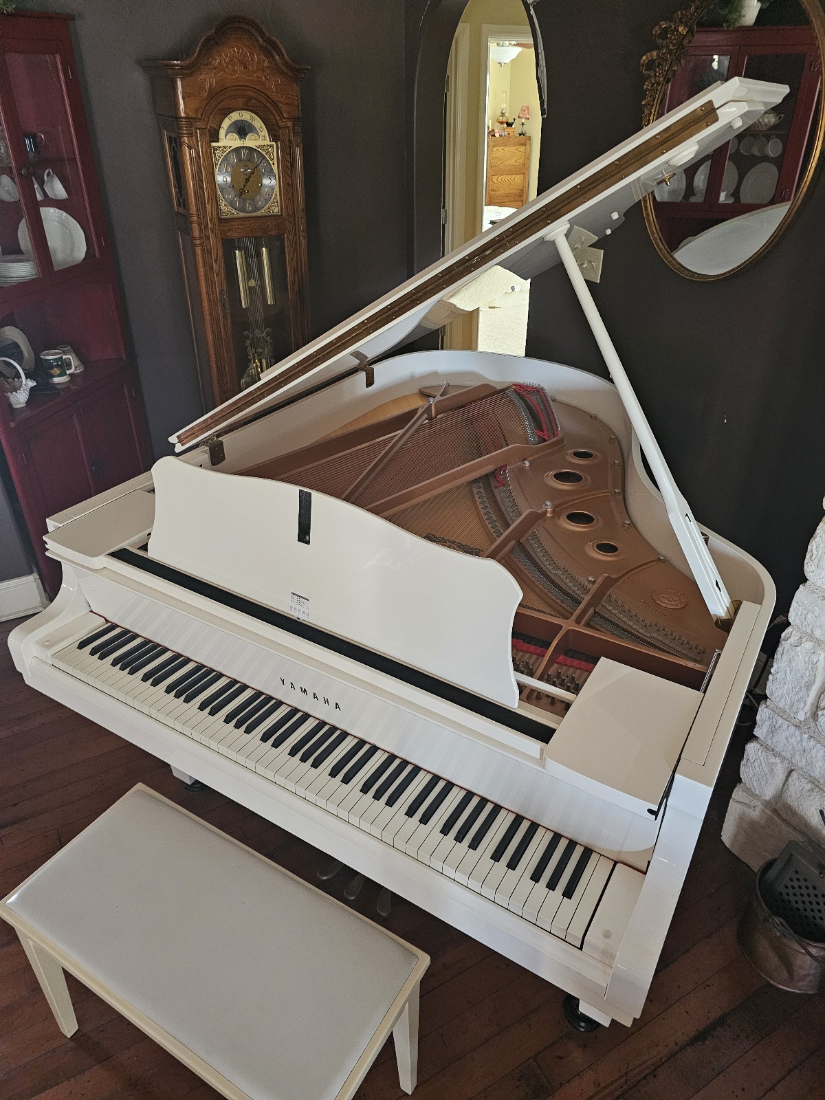 Yamaha C3 6'3" Grand Piano Polished White