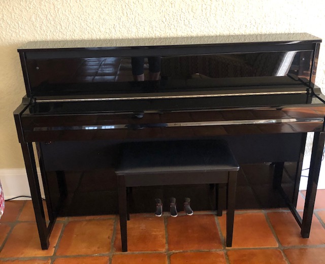 Yamaha, Almost new hybrid piano 