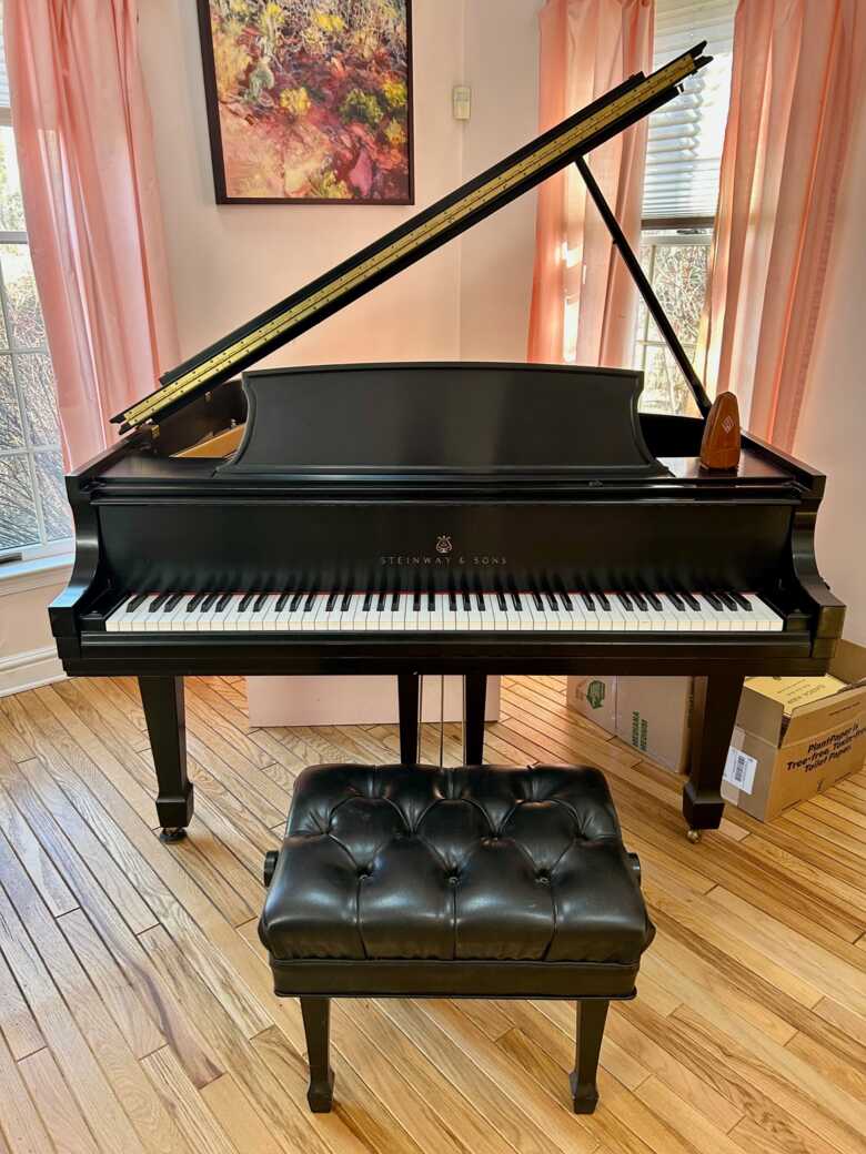 Beautiful Steinway & Sons Model M Grand