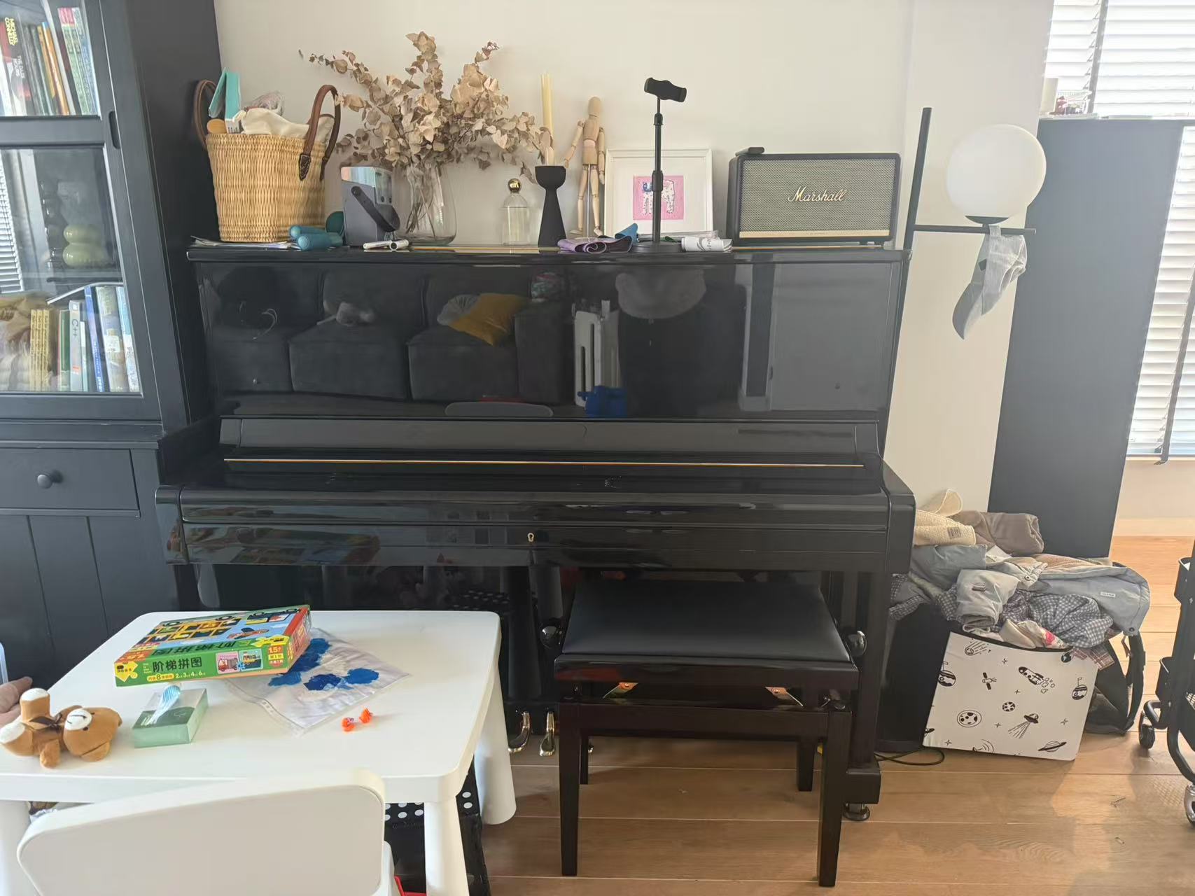 Yamaha U1 piano