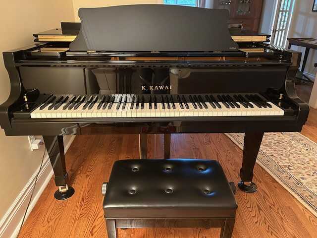 Beautifully maintained Kawai RX-2 Grand piano