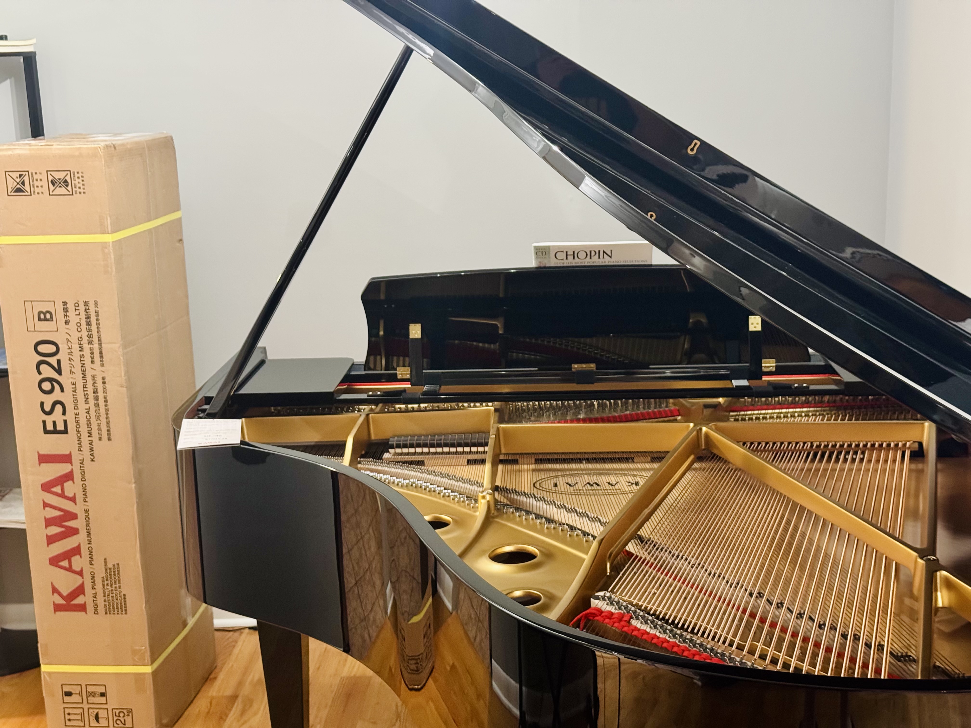 2024 Kawai GL40 Salon Grand (5’11”)