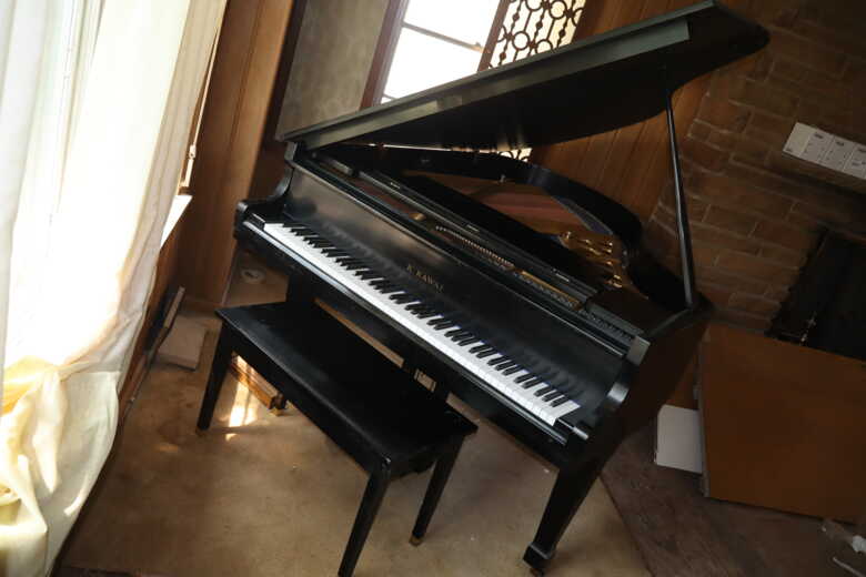PRICE DROP! Kawai Grand, Stunning Sound, Excellent Condition