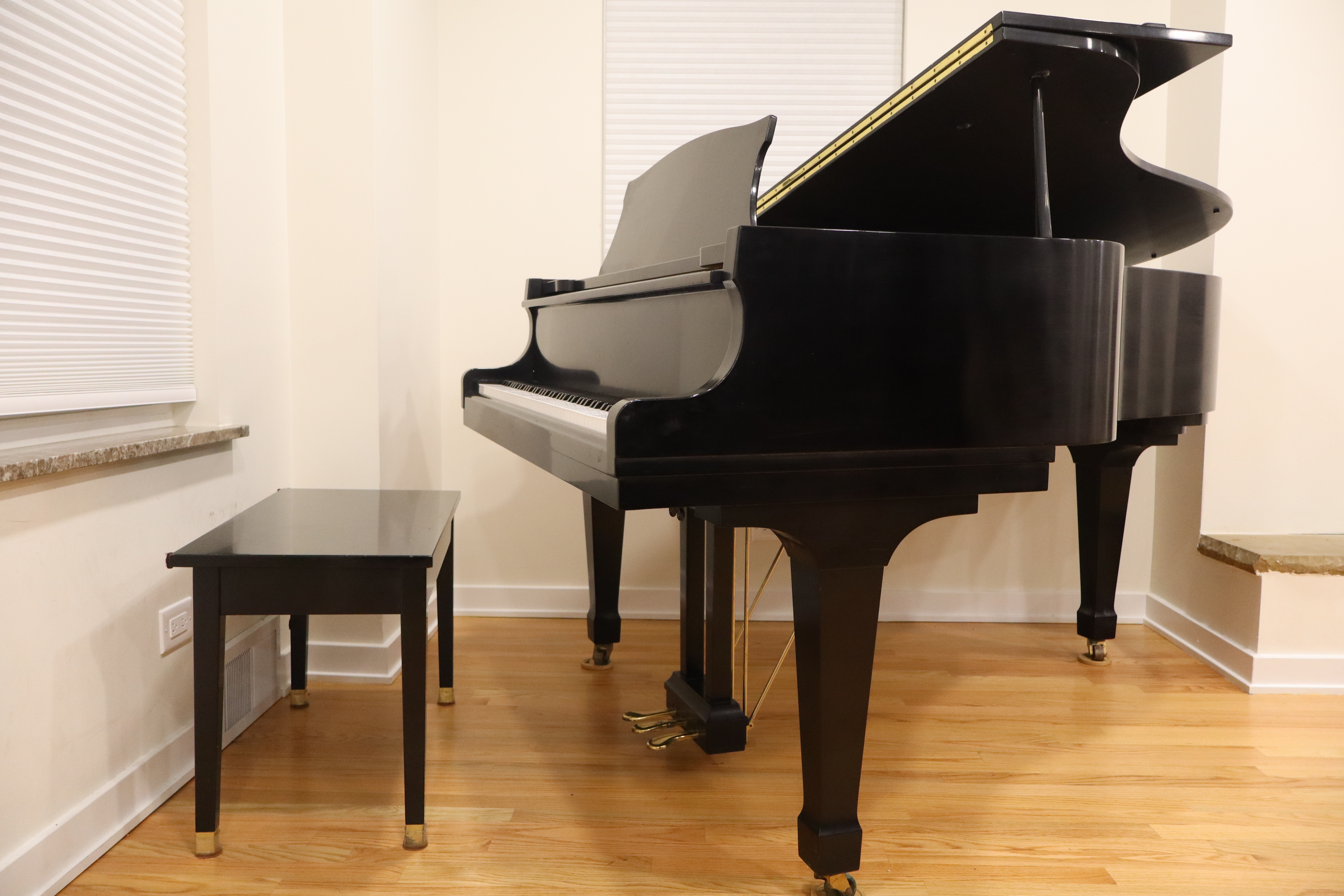 Kawai KG-2D Grand Piano – Exceptional Tone and Condition