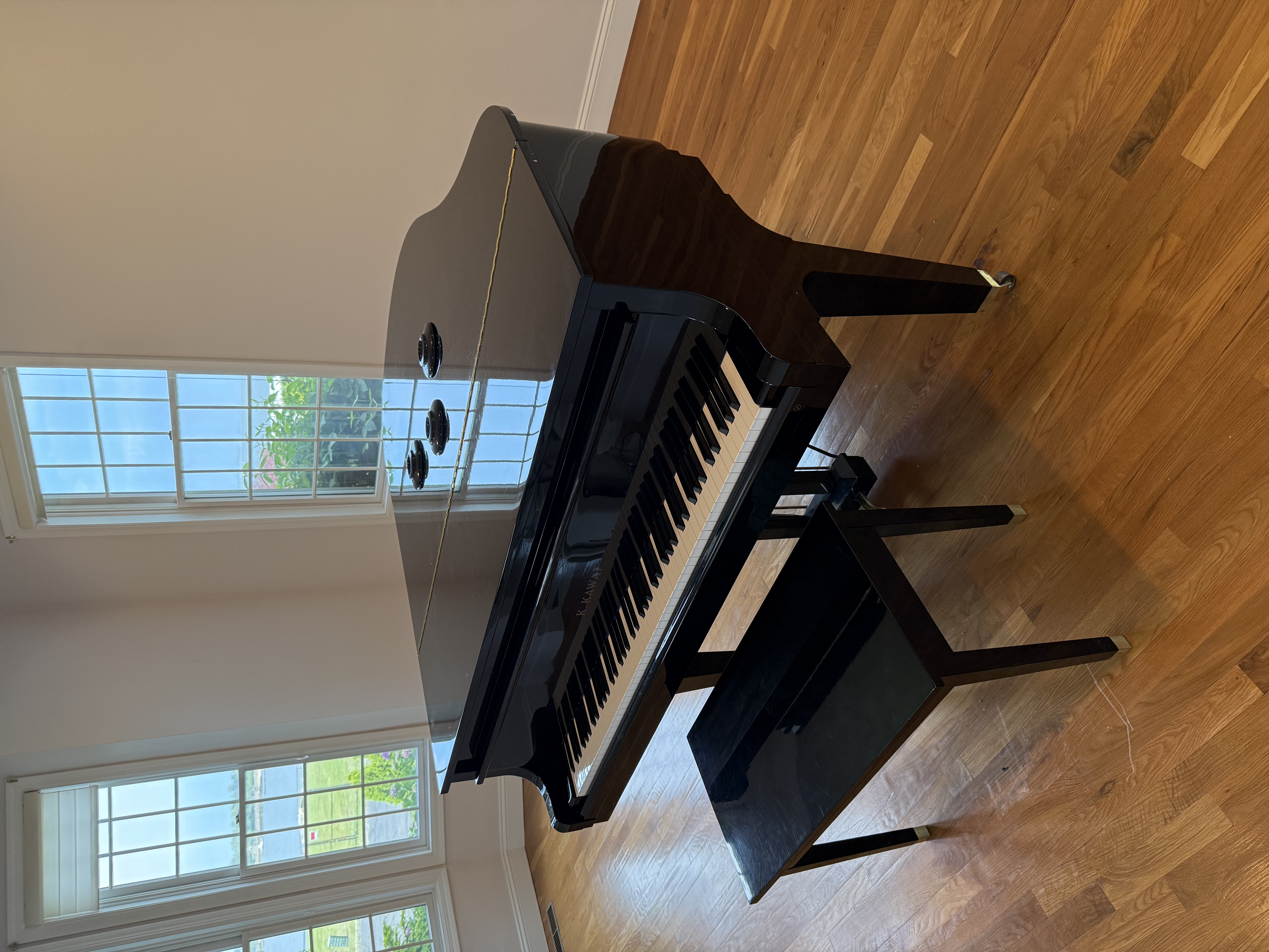 Kawai GB-1 Baby Grand Piano – Polished Ebony – Excellent Con