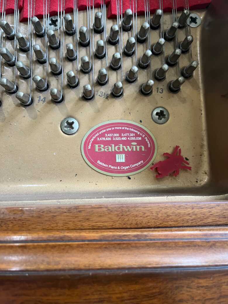 Baldwin 1981 Grand Piano... Good condition