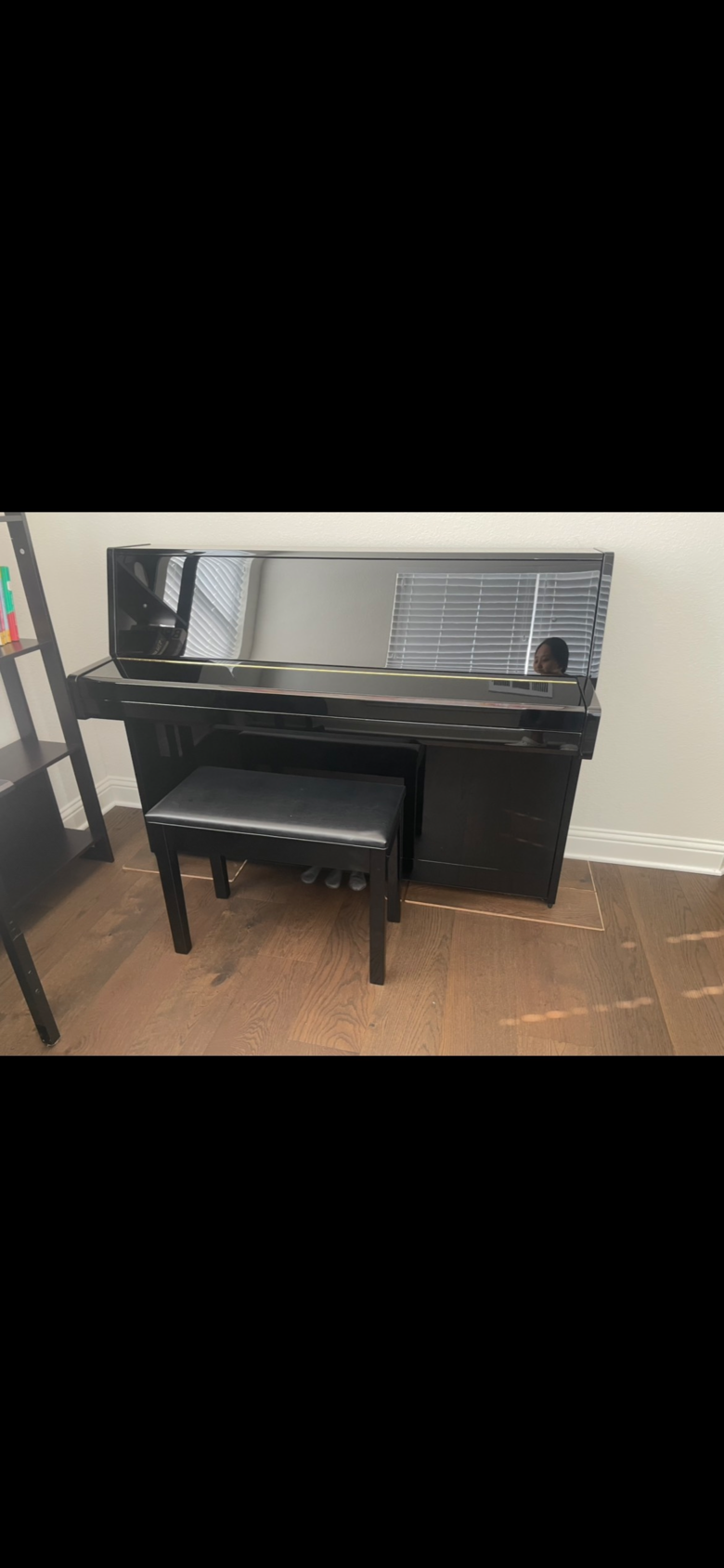 Yamaha Upright Piano -Like New!