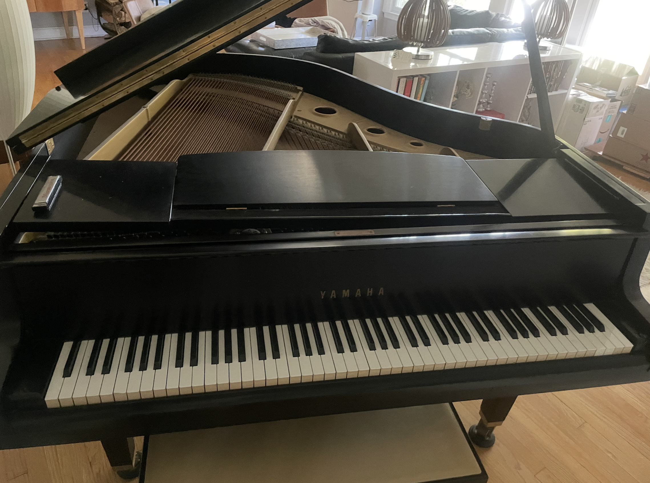 Baby Grand Yamaha G1 Black Satin 5'3"