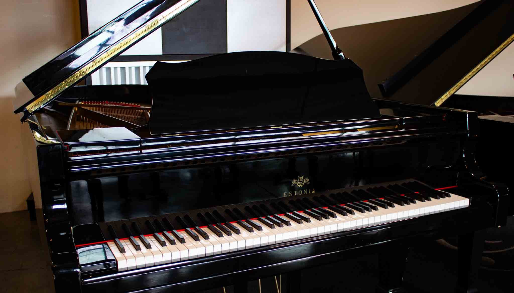 Estonia 9' Concert Grand Piano