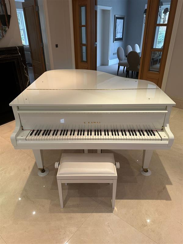 K. Kawai GE-30G Baby Grand Piano Polished White
