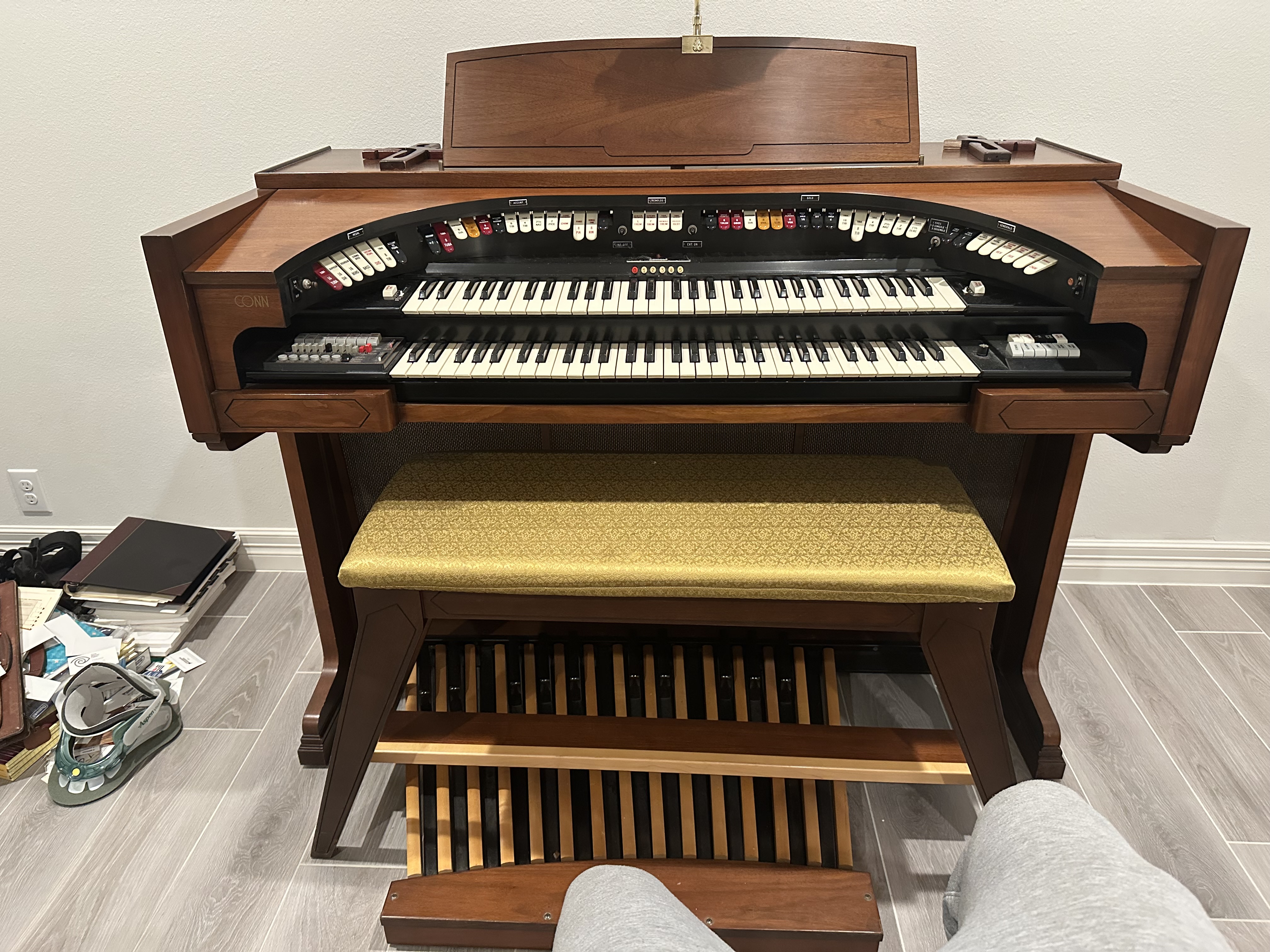 Conn “The Atre” 1977 Organ Piano for sale model 643