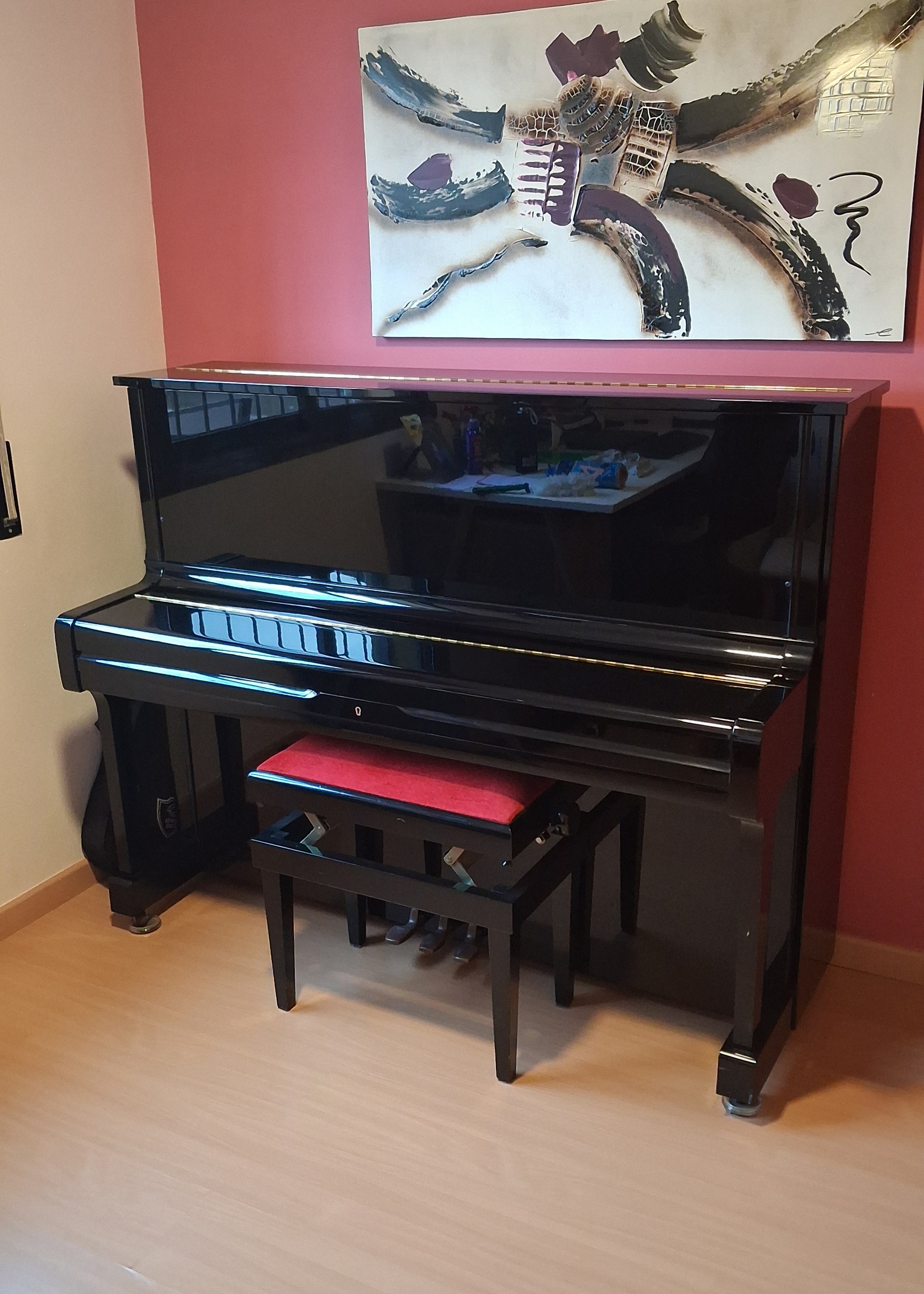 Piano vertical Yamaha U1