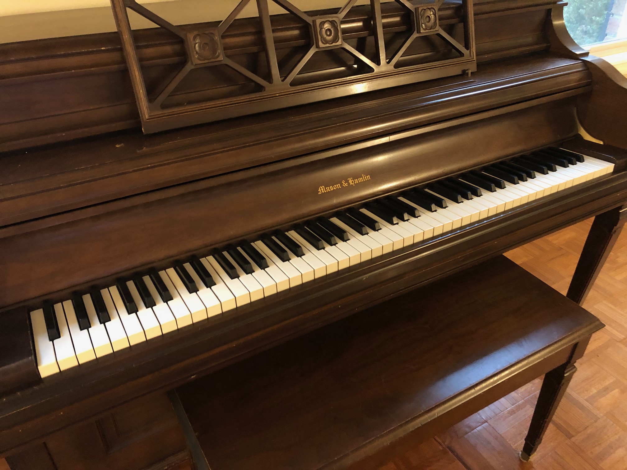 Mason & Hamlin 1982 Console