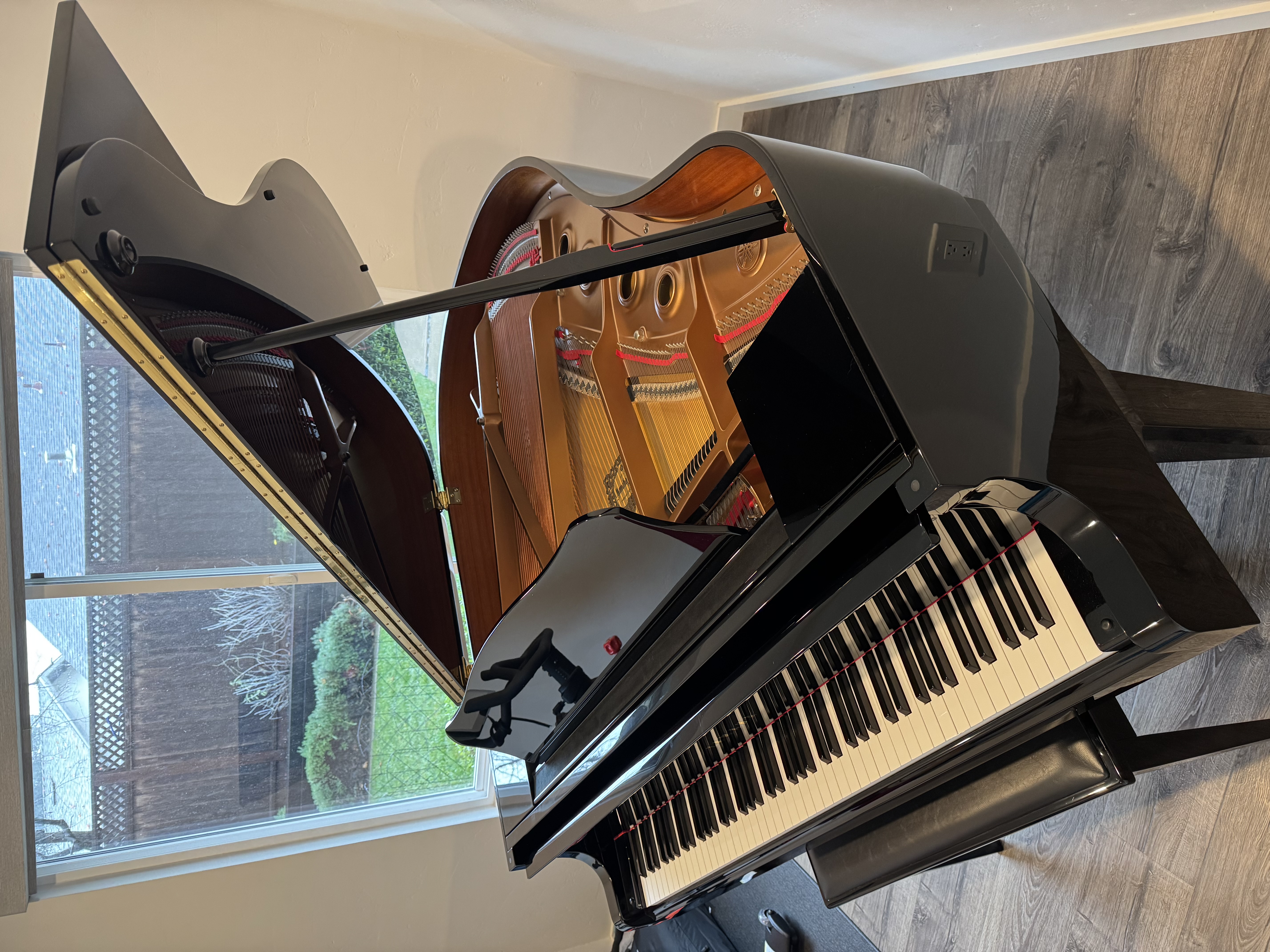 Yamaha GB1K 5' Baby Grand – Excellent, Barely Used