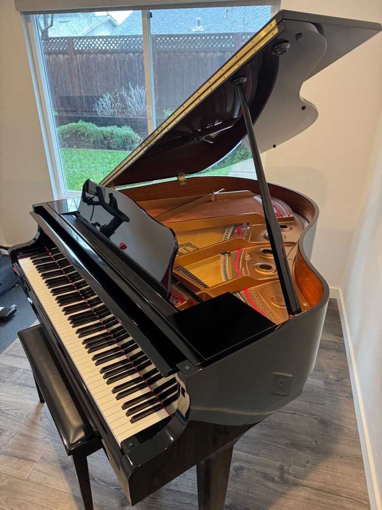 Yamaha GB1K 5' Baby Grand – Excellent, Barely Used
