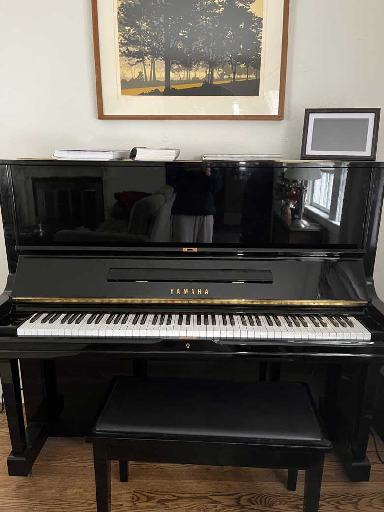Yamaha U3 Upright Piano - Polished Ebony