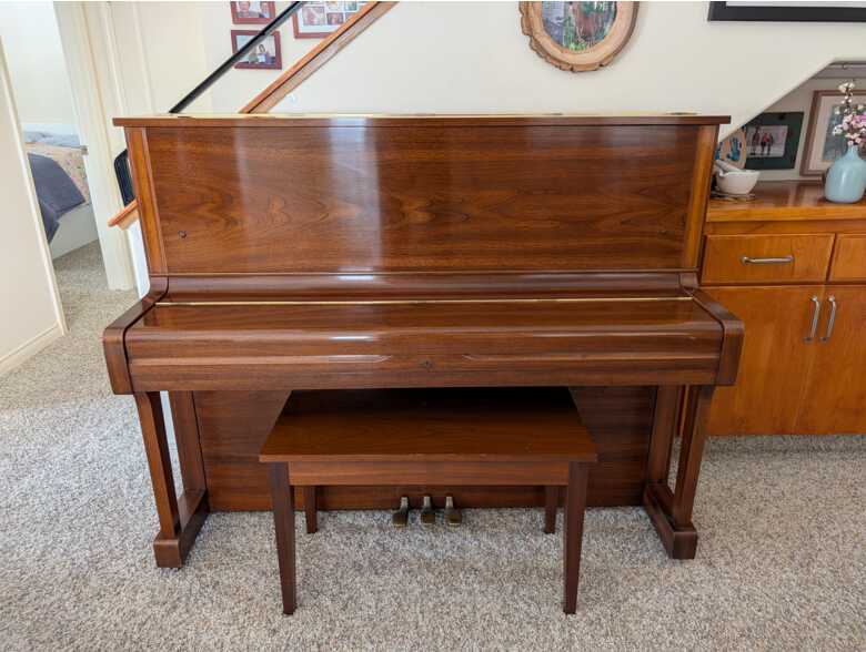 Yamaha U1 48" Upright Piano