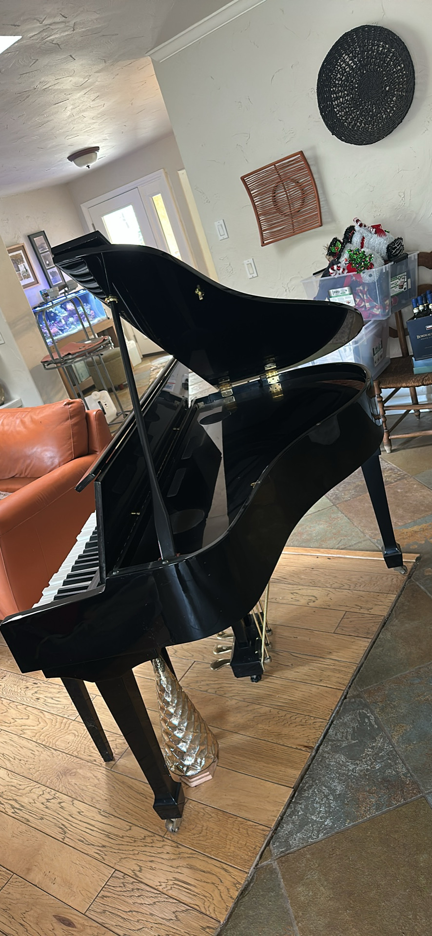 Suzuki GP-3 Mini-Grand Digital Piano – Needs Key Repair – Pr