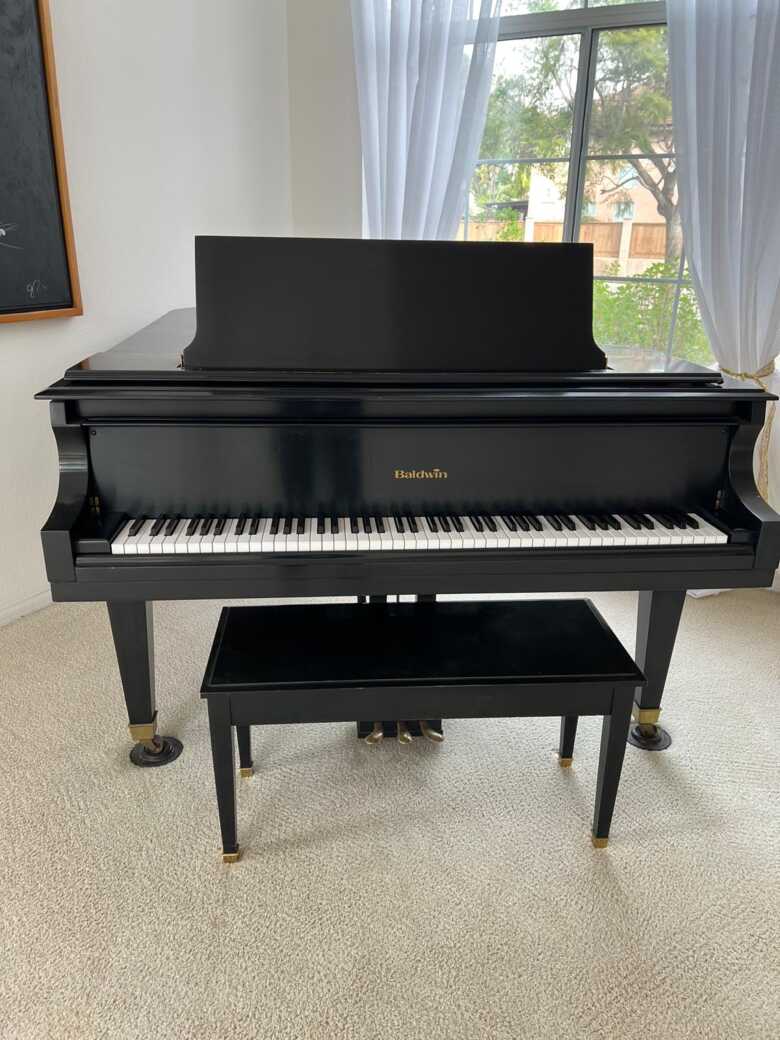 Excelente Condition Model L 6’3” Grand Piano